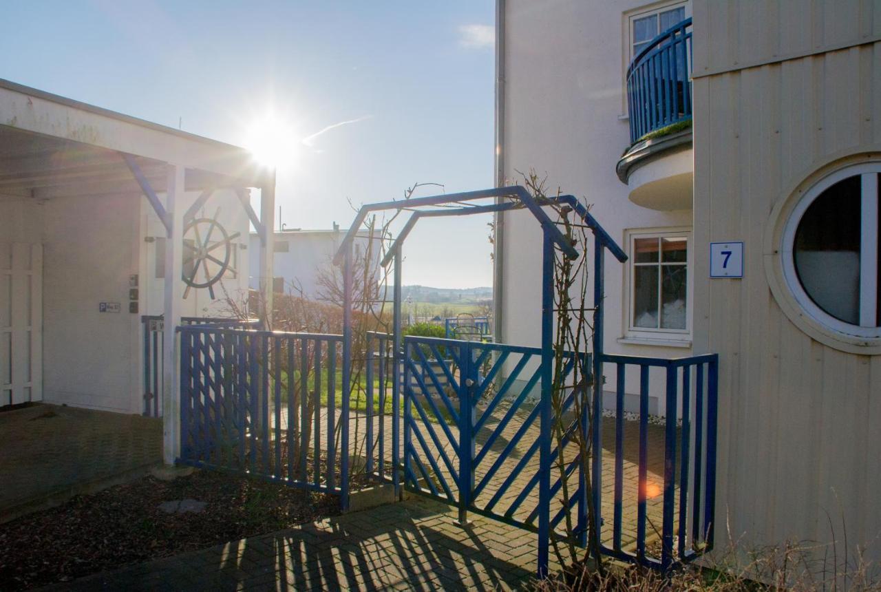 Ferienappartement Mit Seeblick In Der Villa Columba ゼリン エクステリア 写真